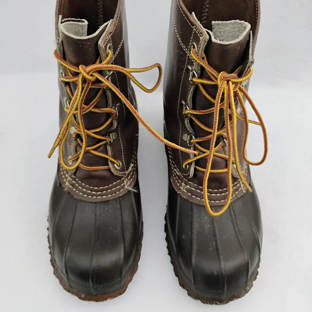 LL Bean Boots - Maine Hunting Shoe, US Men 7 , Brown, Unlined, Vintage
